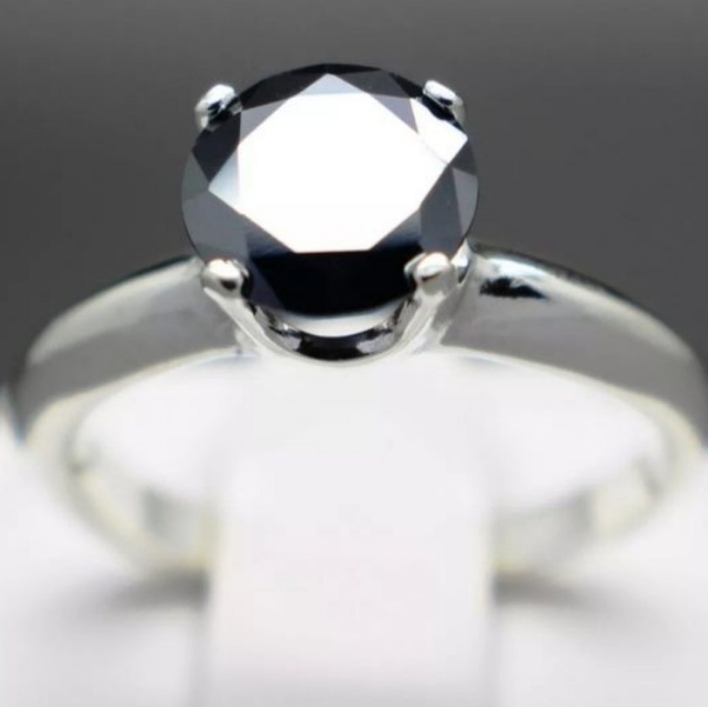 New black diamond ring
